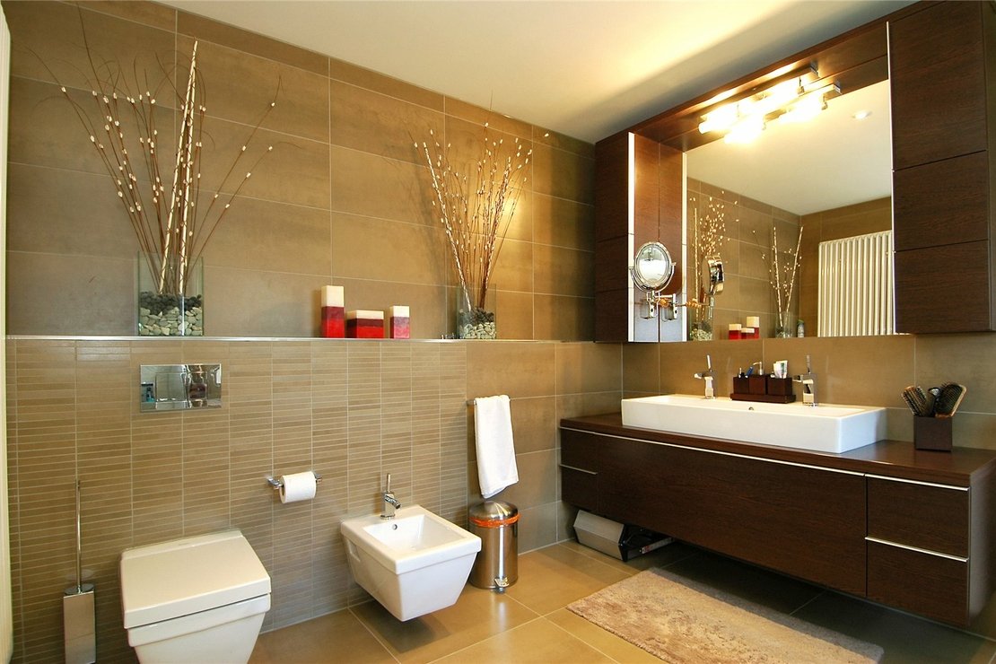 http://cdn.jonathanarron.com/property_image.1110cm740.v1/for-sale/Christchurch-Avenue-Brondesbury-Park-London-NW6/492/492_5aa09ef7e5d96f656b33026e3851c700.jpg