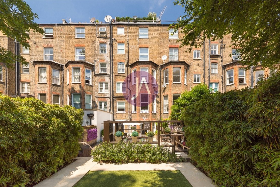 3 bedroom Maisonette for sale in Elgin Avenue-view15
