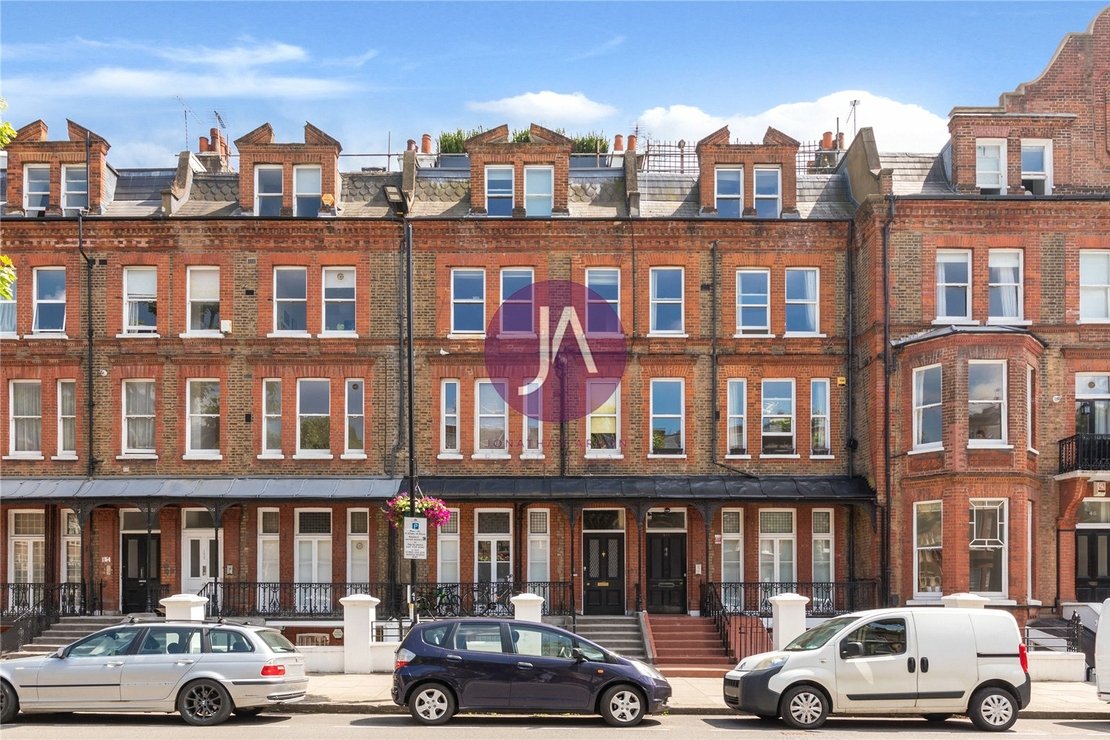 3 bedroom Maisonette for sale in Elgin Avenue-view7