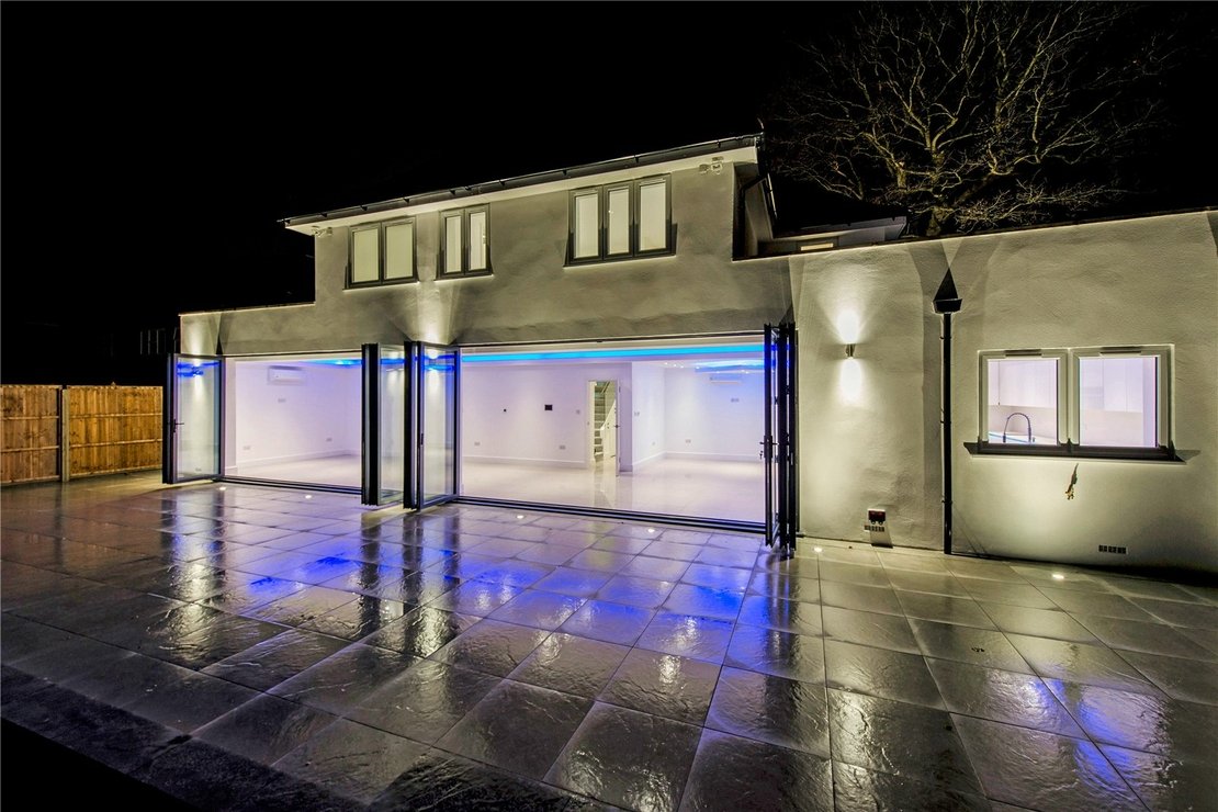 5 bedroom House for sale in Gate End-view9