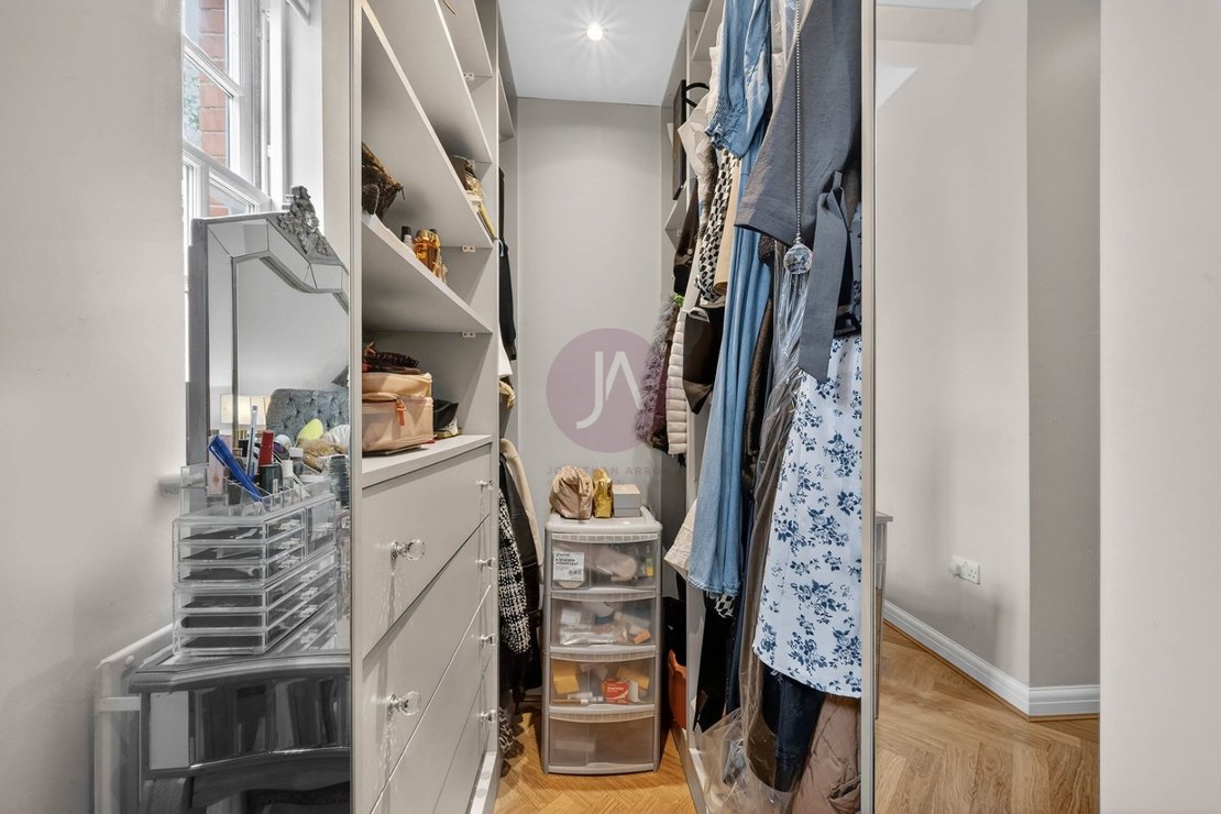 3 bedroom Properties for sale in Goldring Way-view14