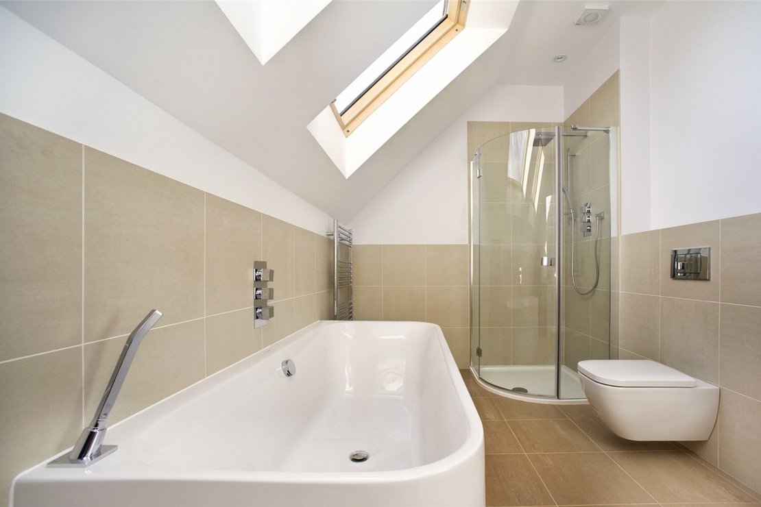 Properties for sale in Gresham Gardens-view9