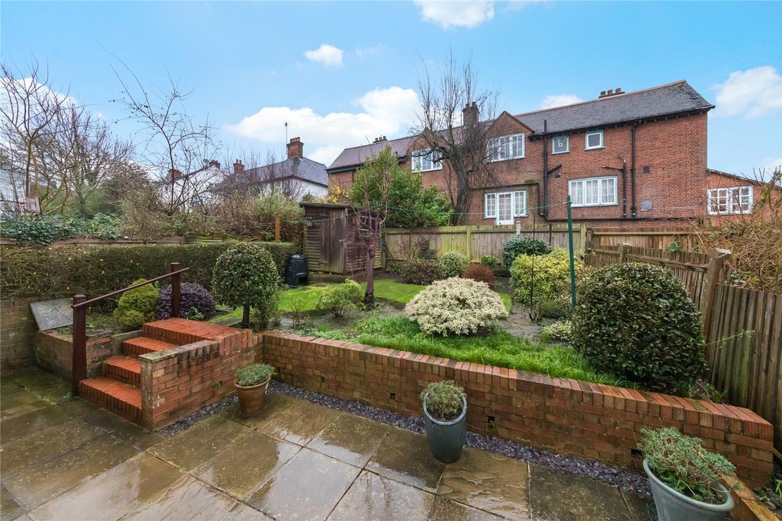 4 bedroom House for sale in North End Road-view6