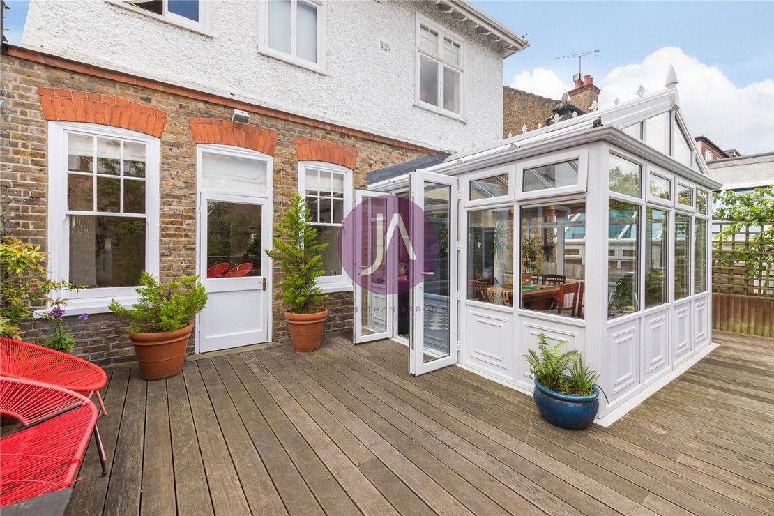 5 bedroom House for sale in St John's Road-view6