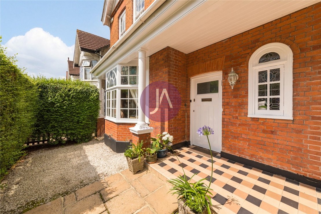 5 bedroom House for sale in St John's Road-view16