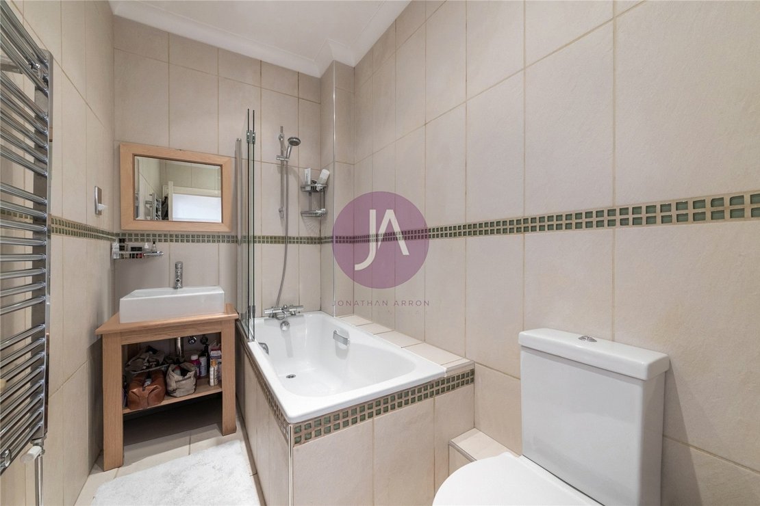 5 bedroom House for sale in St John's Road-view11