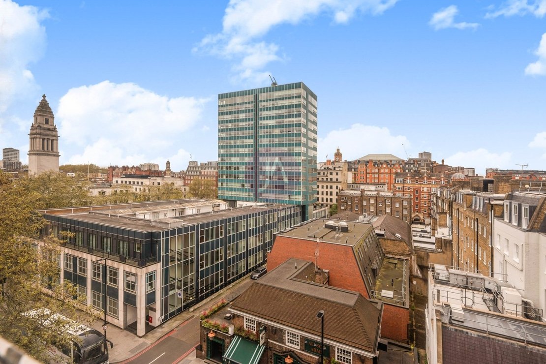 4 bedroom Flat to rent in Dorset House-view14