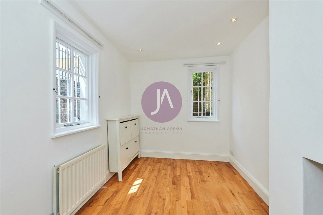 2 bedroom House,maisonette to rent in Ordnance Mews-view14