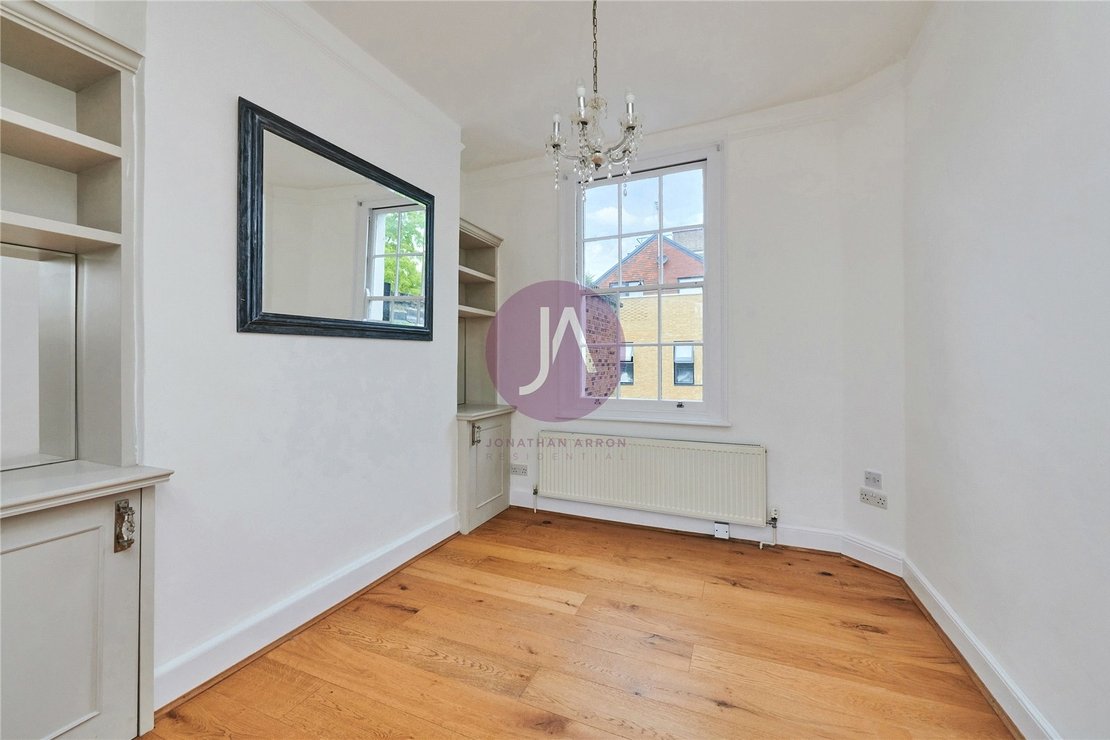 2 bedroom House,maisonette to rent in Ordnance Mews-view13