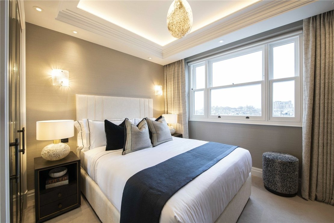 3 bedroom Flat to rent in Prince of Wales Terrace-view10