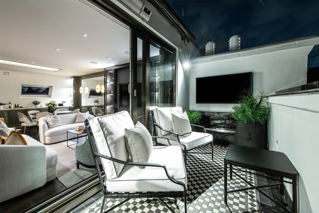 3 bedroom Flat to rent in Prince of Wales Terrace-view12