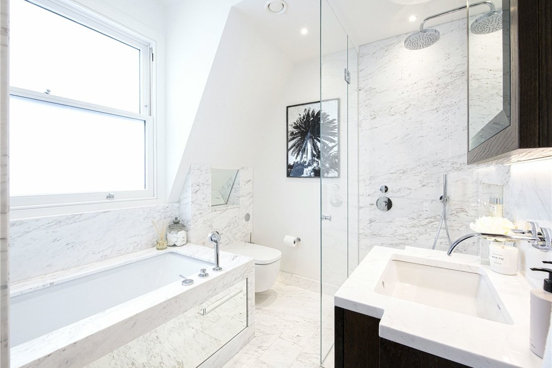 3 bedroom Flat to rent in Prince of Wales Terrace-view11
