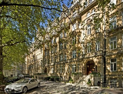 Properties for sale in Harley House-List171