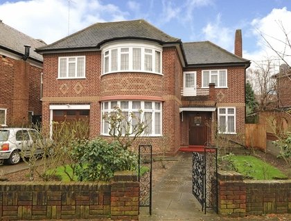 Manor House Drive, Brondesbury Park
